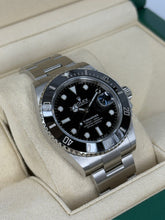 Carica l'immagine nel visualizzatore di Gallery, Rolex Submariner Date 126610LN year 2022 full set

