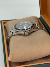 Carica l&#39;immagine nel visualizzatore di Gallery, Rolex Submariner Date 16610 year 1999 full set
