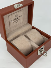 Carica l&#39;immagine nel visualizzatore di Gallery, Box luxury porta orologi Biondo 2 posti marrone

