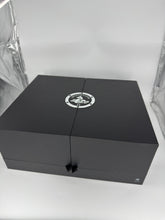 Carica l&#39;immagine nel visualizzatore di Gallery, Omega Speedmaster Professional Moonwatch 31130423001005 year 2020 full set LIKE NEW
