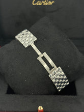 Carica l'immagine nel visualizzatore di Gallery, Cartier Panthére medium WSPN0015 year 2026 full set LIKE NEW
