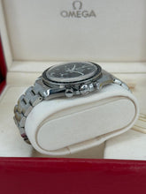 Carica l'immagine nel visualizzatore di Gallery, Omega Speedmaster Professional Moonwatch ref. 35705000 year 2005 full set
