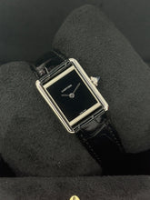 Carica l'immagine nel visualizzatore di Gallery, Cartier Tank must black dial WSTA0071 year 2025 full set LIKE NEW
