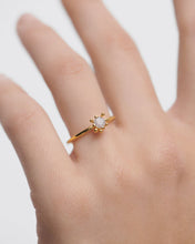 Carica l&#39;immagine nel visualizzatore di Gallery, Anello PDPAOLA argento 925 placcato oro 18k e zircone azzurro AN01-C93
