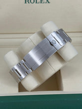 Carica l&#39;immagine nel visualizzatore di Gallery, Rolex Submariner Date 126610LN year 2025 full set LIKE NEW
