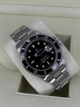 Carica l&#39;immagine nel visualizzatore di Gallery, Rolex Submariner Date 16610 year 2007 full set
