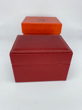 Carica l&#39;immagine nel visualizzatore di Gallery, Box luxury porta orologi Biondo 2 posti rossa
