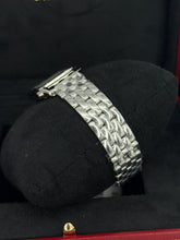 Carica l'immagine nel visualizzatore di Gallery, Cartier Panthére medium WSPN0015 year 2026 full set LIKE NEW
