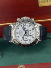 Carica l'immagine nel visualizzatore di Gallery, Rolex Daytona 18k white gold ref. 16519 year 1998
