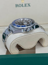 Carica l&#39;immagine nel visualizzatore di Gallery, Rolex GMT-Master II Batman 126710BLNR year 2025 full set LIKE NEW
