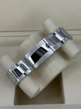 Carica l&#39;immagine nel visualizzatore di Gallery, Rolex GMT-Master II Batman 126710BLNR year 2025 full set LIKE NEW
