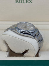 Carica l'immagine nel visualizzatore di Gallery, Rolex Datejust 36mm ref. 126200 year 2022 full set
