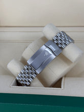 Carica l&#39;immagine nel visualizzatore di Gallery, Rolex Datejust 36mm Blu ref. 126200 year 2021 full set
