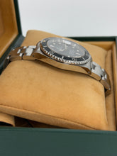 Carica l&#39;immagine nel visualizzatore di Gallery, Rolex Submariner Date 16610 year 1995 full set
