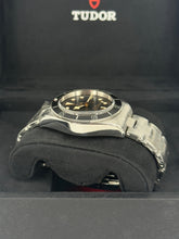 Carica l&#39;immagine nel visualizzatore di Gallery, Tudor Black Bay 41mm ref. 79230N year 2023 full set
