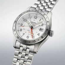 Carica l'immagine nel visualizzatore di Gallery, Orologio Seiko 5 GMT - SSK059K1
