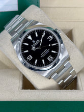Carica l&#39;immagine nel visualizzatore di Gallery, Rolex Explorer ref 214270 year 2018 full set
