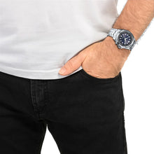 Carica l&#39;immagine nel visualizzatore di Gallery, Citizen Radiocontrollato Eco-Drive CB0220-85L
