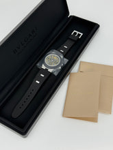 Carica l&#39;immagine nel visualizzatore di Gallery, Bulgari Bulgari cronograph Aluminium Gran Turismo limited edition 1 of 1200 ref. 103893 year 2025 full set NEW
