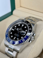 Carica l&#39;immagine nel visualizzatore di Gallery, Rolex GMT-Master II “Batman” 126710BLNR 2023 LIKE NEW FULL SET
