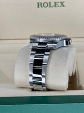 Carica l&#39;immagine nel visualizzatore di Gallery, Rolex GMT-Master II “Batman” 126710BLNR 2023 LIKE NEW FULL SET
