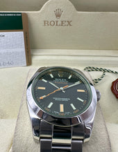 Carica l&#39;immagine nel visualizzatore di Gallery, Rolex Milgauss 116400GV YEAR 2010 FULL SET
