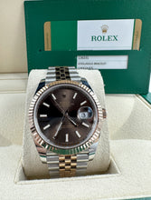 Carica l&#39;immagine nel visualizzatore di Gallery, Rolex Datejust Chocolate 41mm 126331 full set 2019
