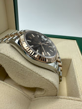 Carica l&#39;immagine nel visualizzatore di Gallery, Rolex Datejust Chocolate 41mm 126331 full set 2019
