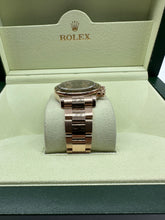 Carica l&#39;immagine nel visualizzatore di Gallery, Rolex Daytona Cosmograph 40mm oro rosa 18k  ref. 116505 anno 2010

