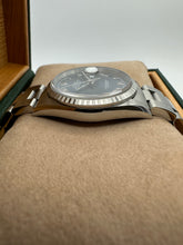 Carica l&#39;immagine nel visualizzatore di Gallery, Rolex Datejust 16220

