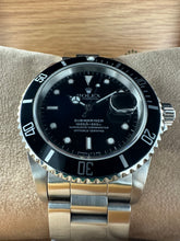 Carica l&#39;immagine nel visualizzatore di Gallery, Rolex Submariner Date 16610 year 1991
