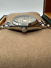 Carica l&#39;immagine nel visualizzatore di Gallery, Rolex Datejust 68240
