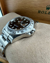 Carica l&#39;immagine nel visualizzatore di Gallery, Rolex Explorer II 40mm 16570 FULL SET  2005
