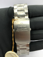 Carica l&#39;immagine nel visualizzatore di Gallery, Omega Speedmaster Professional Moonwatch 31130423001005 YEAR 2020 full set LIKE NEW
