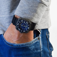 Carica l&#39;immagine nel visualizzatore di Gallery, Orologio uomo Citizen Limited Edition
