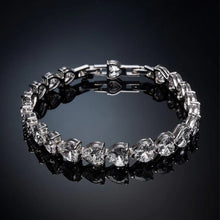 Carica l&#39;immagine nel visualizzatore di Gallery, Bracciale donna CHIARA FERRAGNI tennis cuori bianchi
