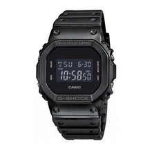 Carica l&#39;immagine nel visualizzatore di Gallery, Orologio uomo CASIO G-SHOCK DW-5600BB-1ER

